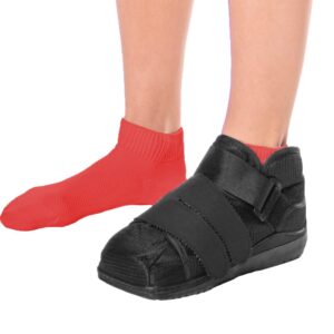 closed toe medical walking shoe